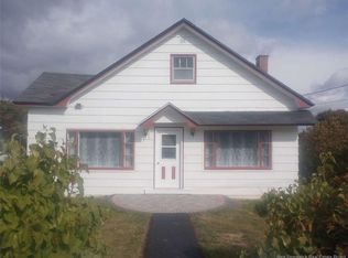 371 Goderich St, Dalhousie, NB E8C 1V2