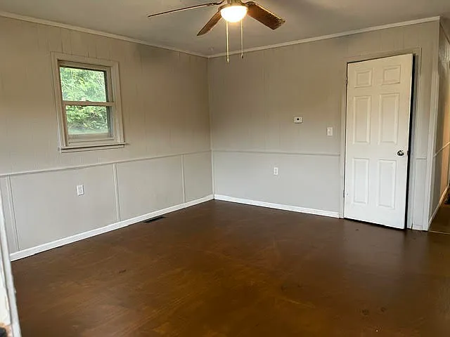 3 bed, 988 sqft, $1,500 — Photo 1