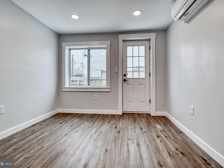 1125 Washington Blvd — Photo 30