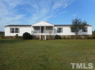 10038 L A Green Farm Rd, Whitakers, NC 27891
