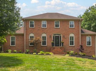 122 Hedgelawn Dr, Hendersonville, TN 37075