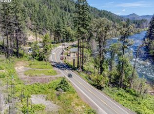 47901 McKenzie Hwy, Vida, OR