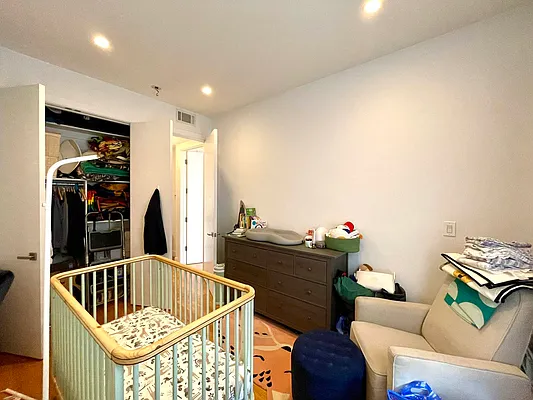 Rented by Oxford Property Group | media 27