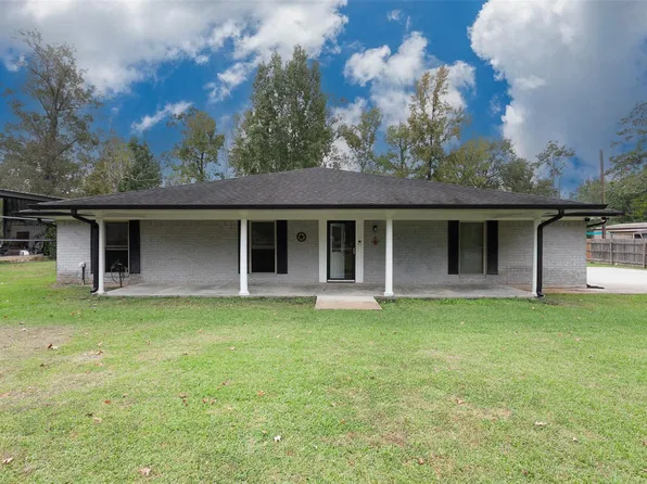 255 Pinemont Dr, Sour Lake, TX 77659