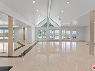 4159 Regal Oak Dr, Encino, CA 91436