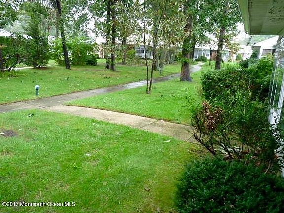 4th image of 931D Thornhill Ct #100D