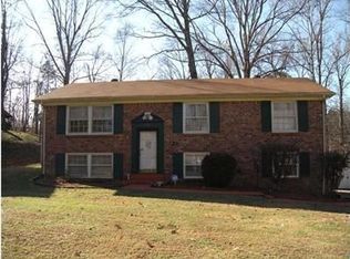1264 Jostin Dr, Clarksville, TN 37040