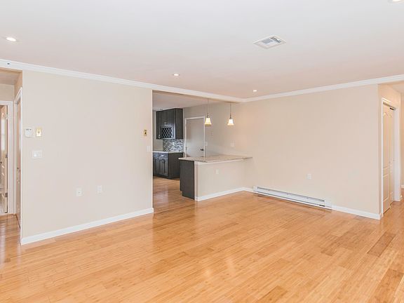 5th image of 529C Portsmouth Drive #1003