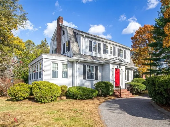 208 Fair Oaks Park, Needham, MA 02492