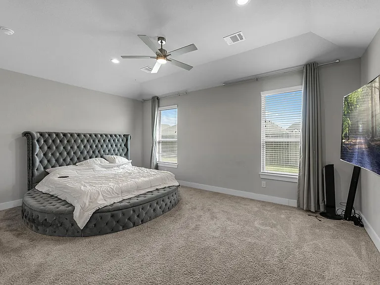1569 Sunrise Gables Dr — Photo 15