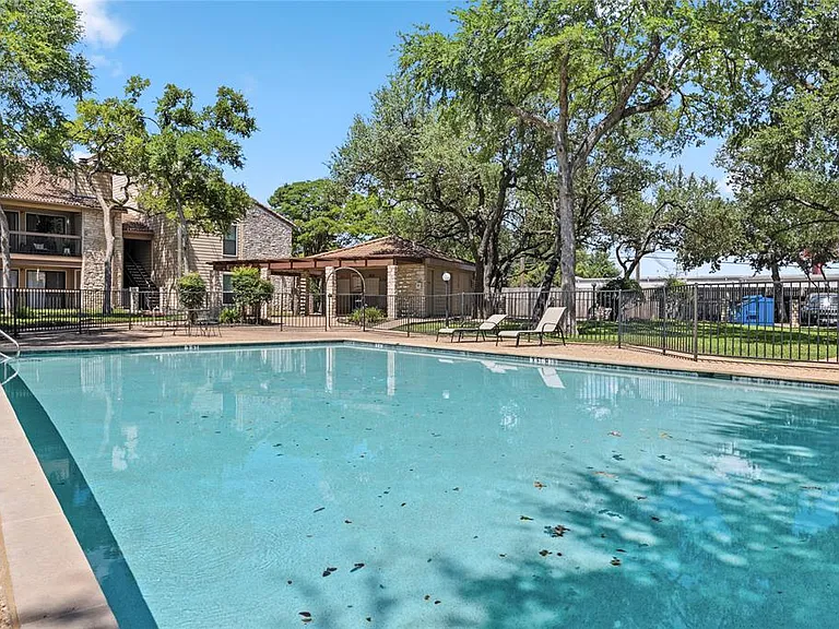 8600 Fathom Cir #24032403 — Photo 13