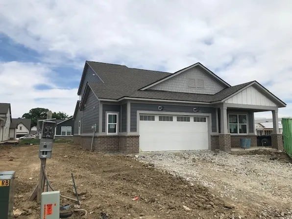 5242 Pinehurst Ct, Whitestown, IN 46075