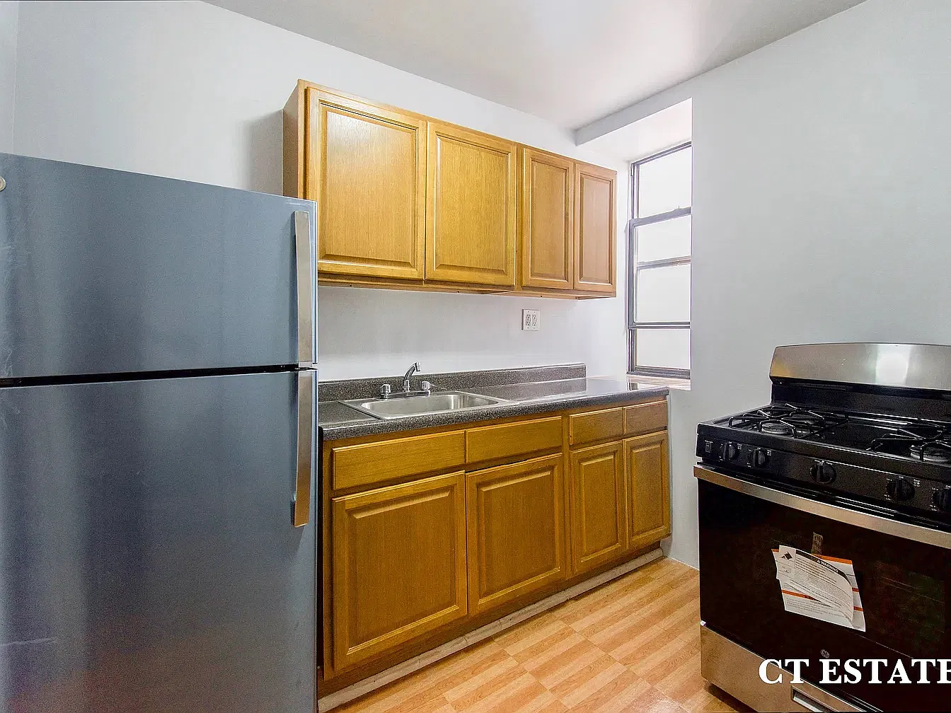 2 bed, $1,200 — Photo 2