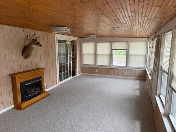 4507 W 173rd Ave, Lowell, IN 46356