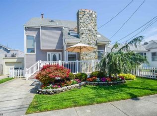 3 N Clarendon Ave, Margate, NJ 08402