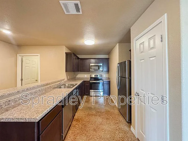 1512 Kal Ct — Photo 4