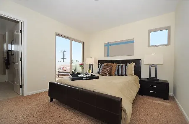 1371 Grand Ave #1371 — Photo 5