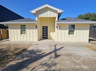 305 S Raul Longoria Rd, Edinburg, TX 78542