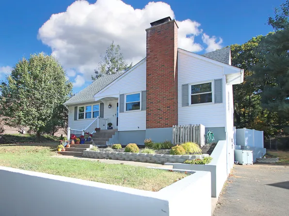 37 Quarry Lane, Meriden, CT 06451
