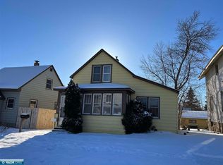 319 6th St SW, Chisholm, MN 55719