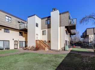 7412 72nd Ln N APT 319, Brooklyn Park, MN 55428