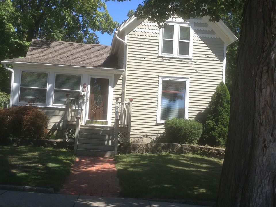 1st image of 446 Grace St