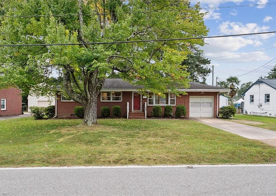 1st image of 132 Eastwood Drive