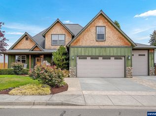 38591 SW Filbert St, Scio, OR 97374