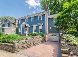 60 Highland Ave, Port Washington, NY 11050