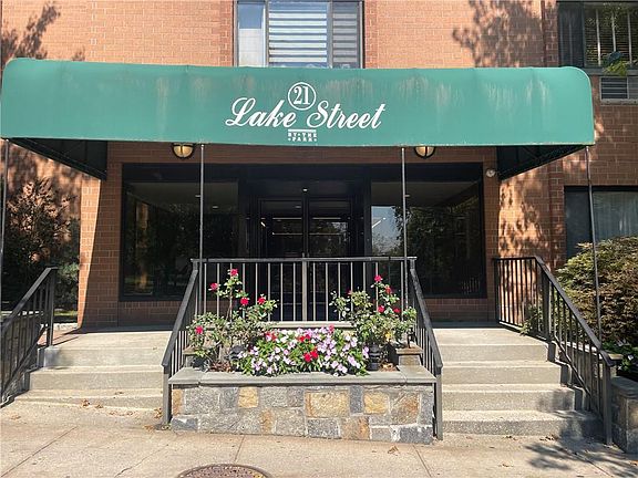 2nd image of 21 Lake St APT 5J