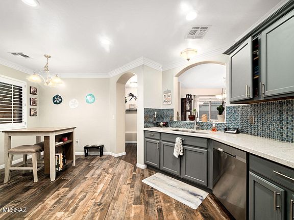 3rd image of 6882 W Dovewood Way