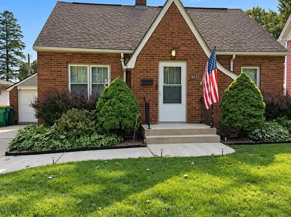 951 Watson St, Ripon, WI 54971