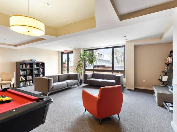 500 4th Avenue image 14 of 17