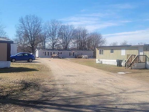 3rd image of 204 Camp Road #17