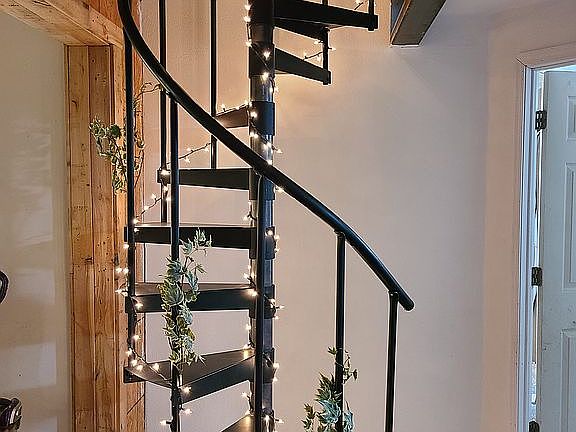 2nd image of 16247 Twisted Tree Rd