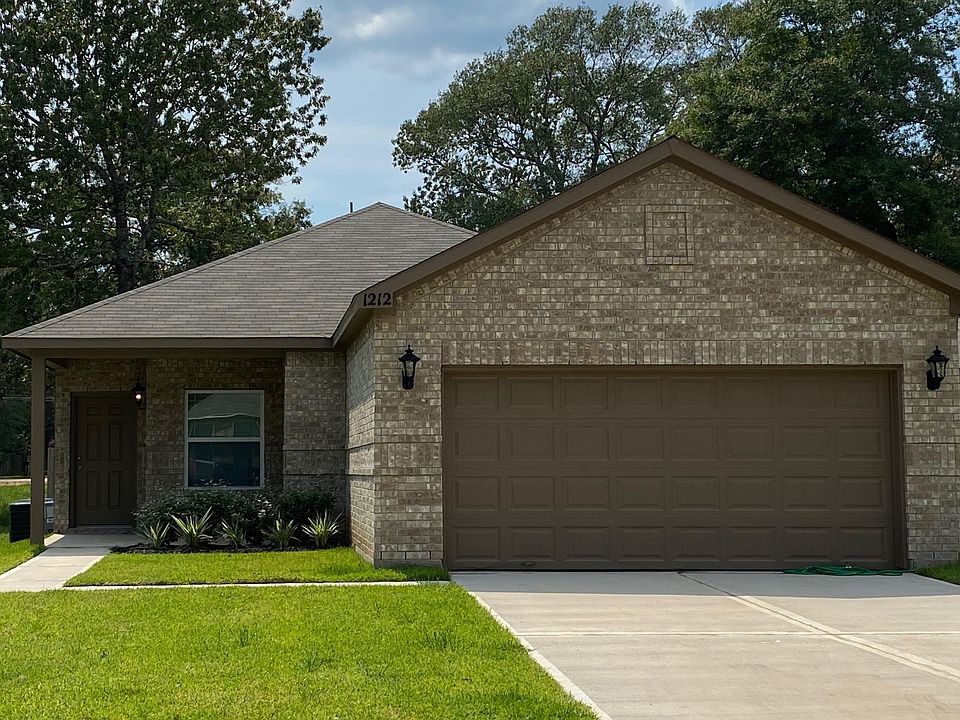 2nd image of 62 Laurel Ct #123