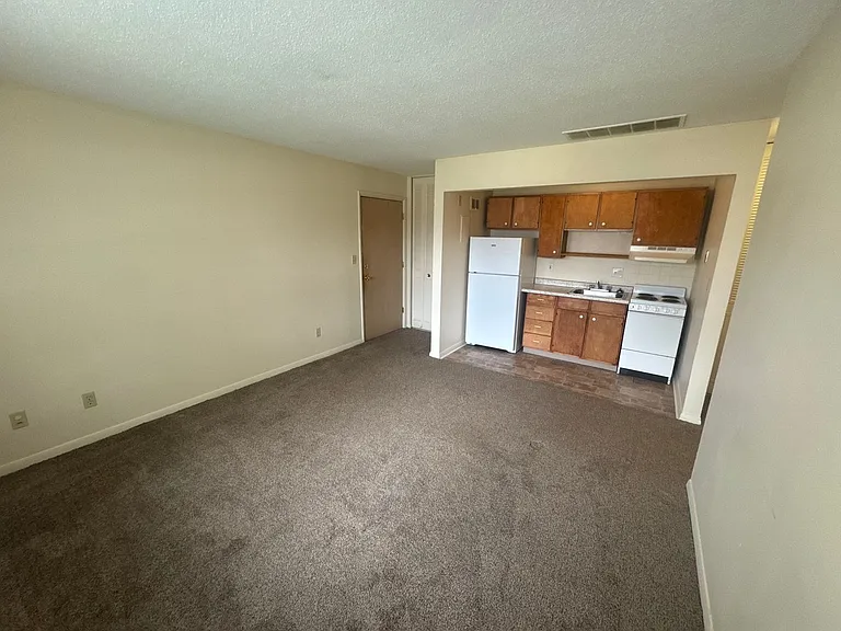 Welcome to Manor Heights Apartments! — Photo 13