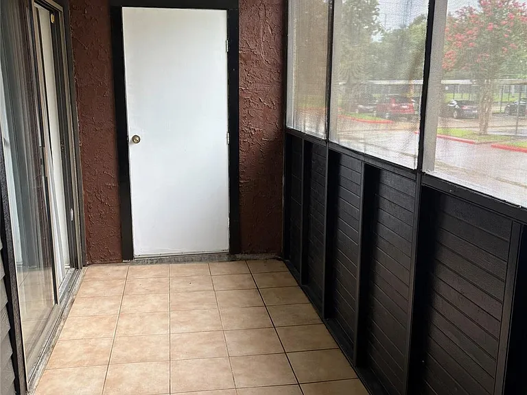 3055 SW Walnut Bend Ln #13 — Photo 5
