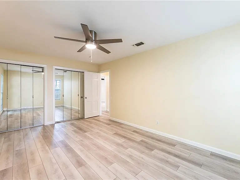 1704 Emilie Ln — Photo 14