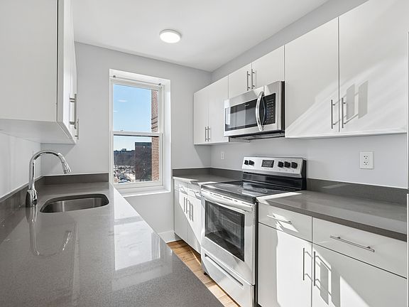 3rd image of 20-28 Seagirt Blvd #5A