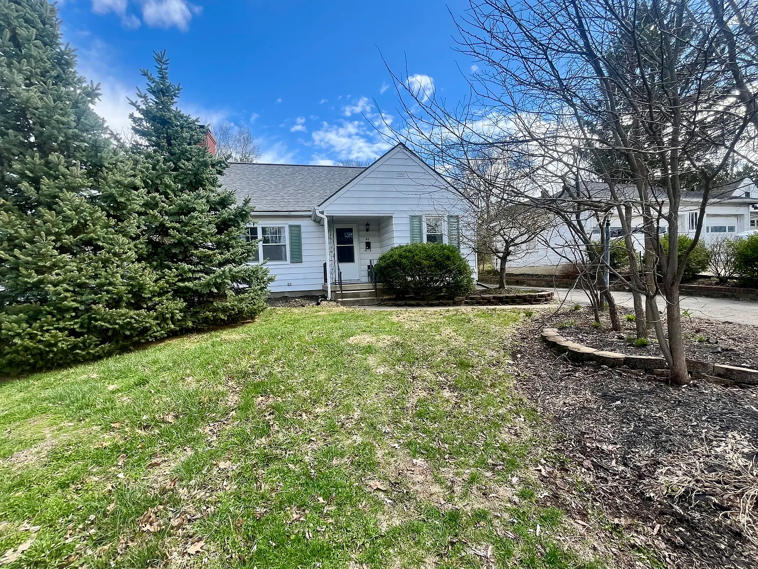 4 bed, 1278 sqft, $3,500 — Photo 1
