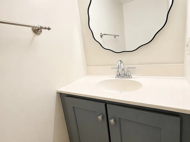 90 Bayberry Ct — Photo 8