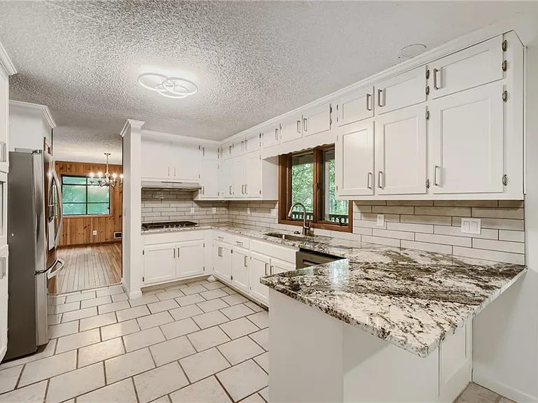 570 Idlewood Dr NW — Photo 6