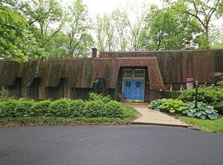 6001 Headley Rd, Columbus, OH 43230