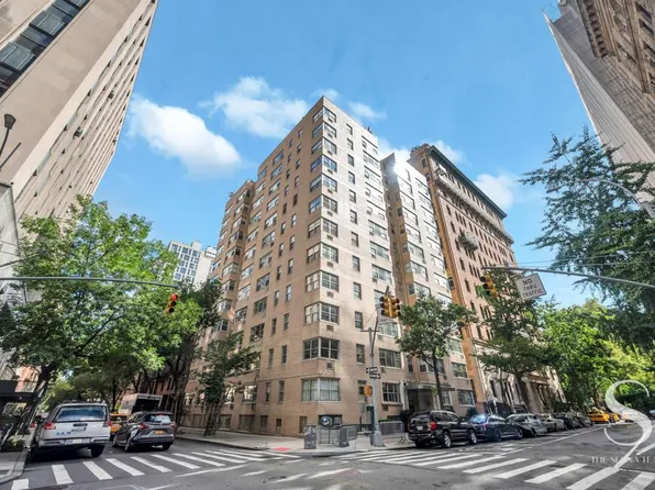 7 Lexington Avenue image 13 of 13