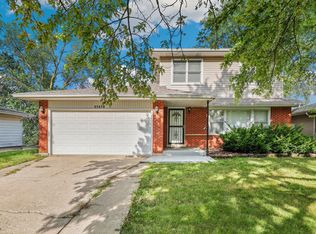 17470 Park Ln, Country Club Hills, IL