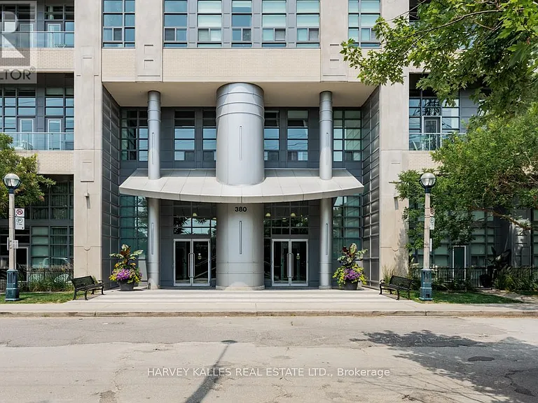 380 Macpherson Ave #441 — Photo 22