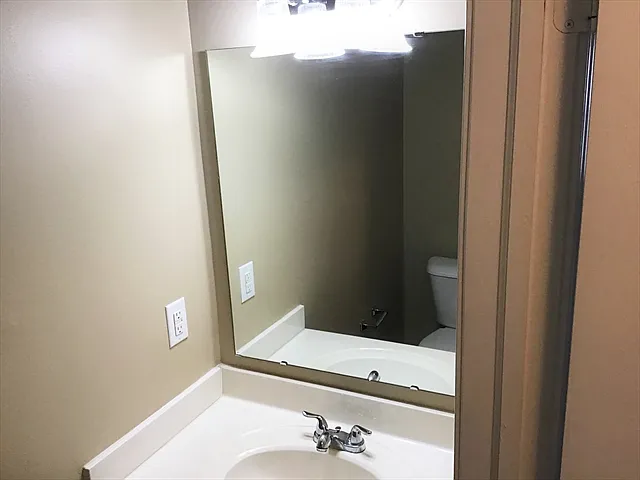 14077 Wheeling Ct — Photo 6