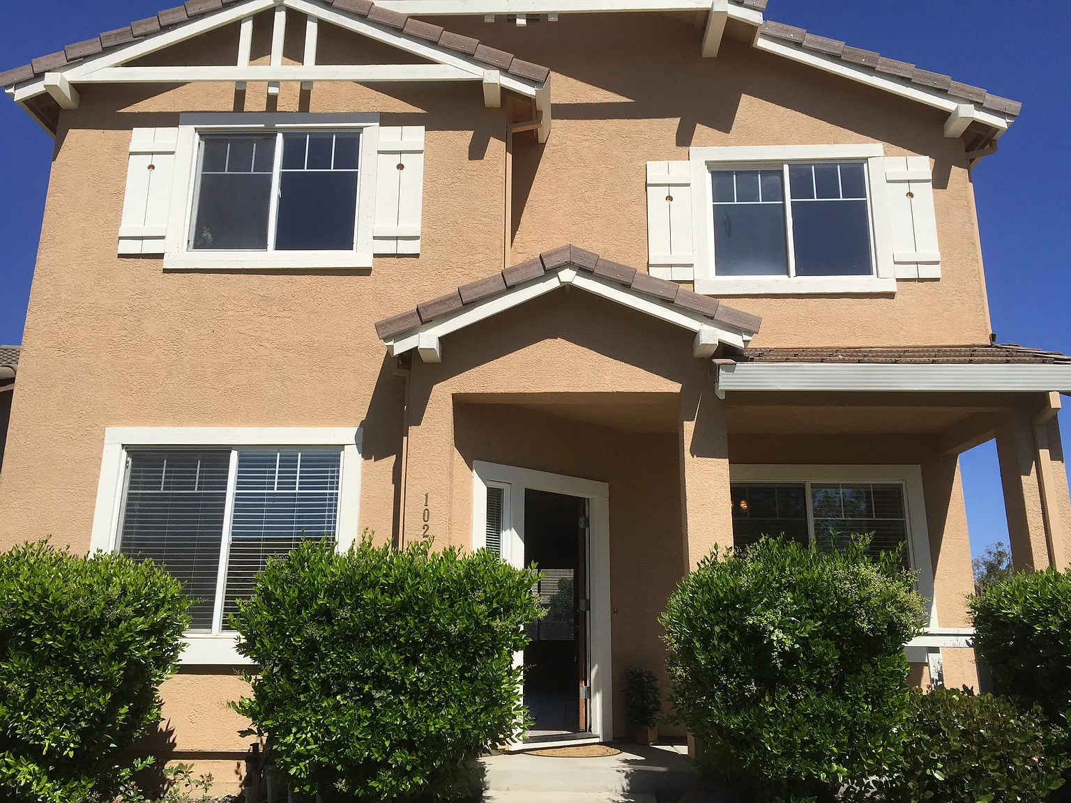 10229 Gatemont Cir photo 1
