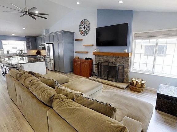 3rd image of 27548 Cherry Creek Dr